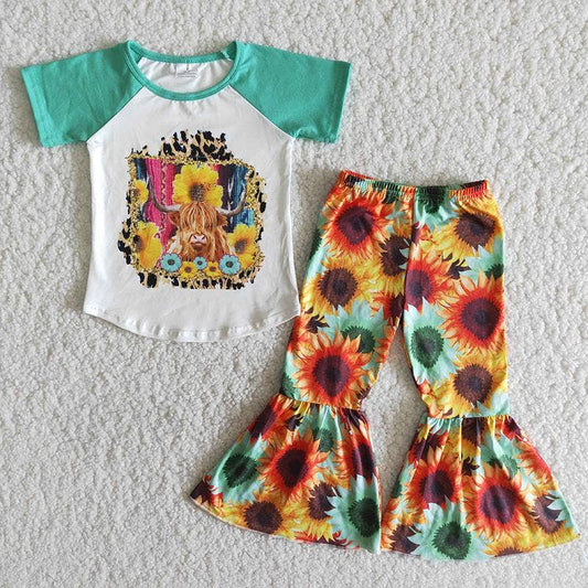 Hi-Land Cow Head Sunflowers Outfit